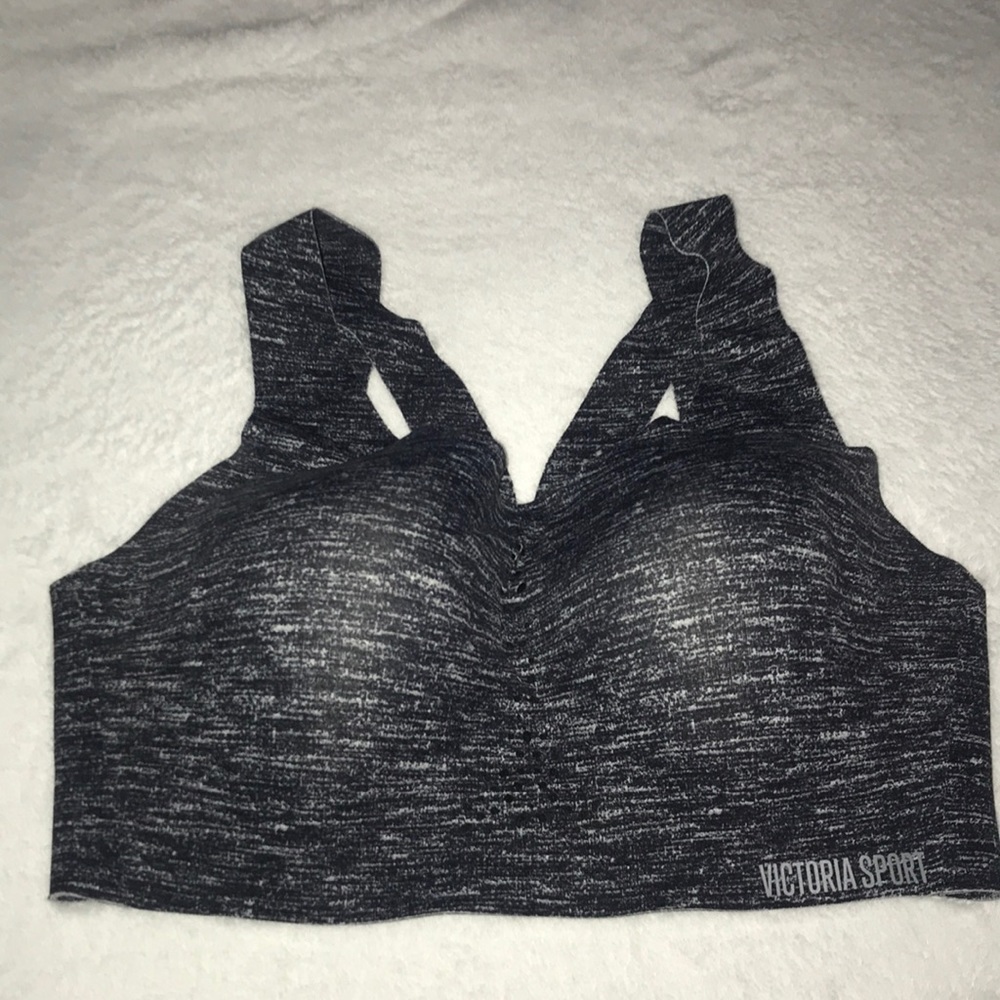 Victoria Sports Bra
